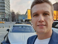 После задержания с наркотиками Руденко вернулся к работе — гастроли расписаны на два месяца вперед