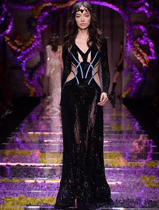 Неделя Высокой Моды в Париже: Atelier Versace FW2015/16