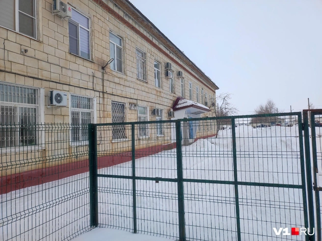 Административное здание учреждения | Источник: Денис Паустовский / V1.RU