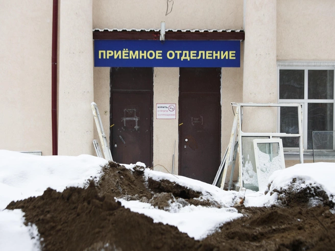 Здания бывшей больницы в центре города сейчас пустуют. Новое инфекционное отделение построили в поселке Садовый. | Источник: Андрей Бортко / NGS.RU