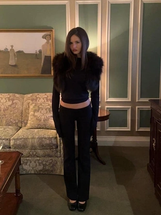 Черные брюки&nbsp;&mdash; снова база, но есть нюансы