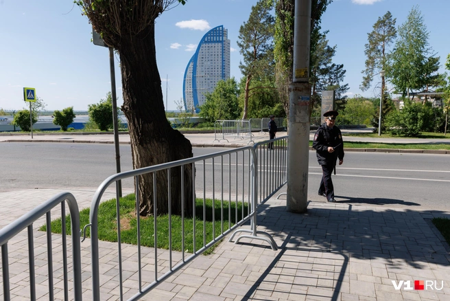 Лучше в этот день передвигаться по городу либо пешком, либо на общественном транспорте | Источник: Алексей Волхонский / V1.RU