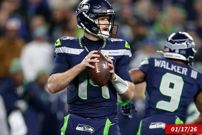 Moon for Darnold in Super Bowl Debate