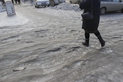 В Новосибирске из-за гололеда пострадали более 370 человек