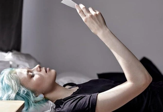 «Отец сидит в тюрьме за убийство. Не хочу его знать, но не могу выбросить письма, что он мне пишет…»