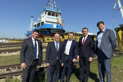На Самусьском заводе спустили на воду буксир «Наиль Юнусов»