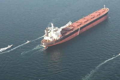 Чем опасно закрытие Ормузского пролива для России?