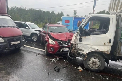 Массовая авария на Киевском шоссе создала пробку