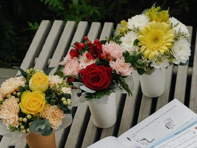 FLOraОПТ предлагает возможность создания индивидуальных букетов | Источник: FLOraОПТ