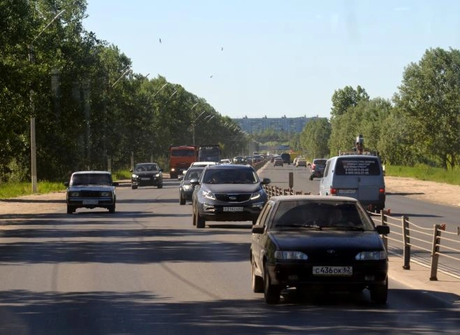 На участке Северной окружной ограничили скорость до 40 км/ч | ya62.ru
