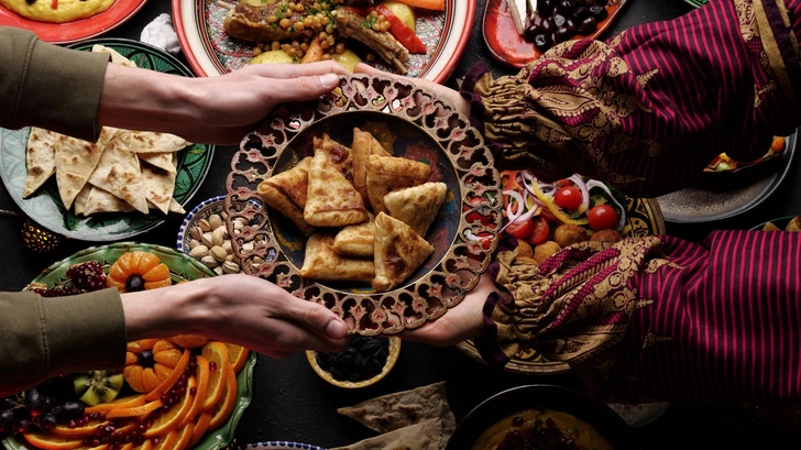 Что едят шейхи? Блюда арабской кухни, которые легко приготовить дома | Источник: Fevziie/Shutterstock/Fotodom.ru