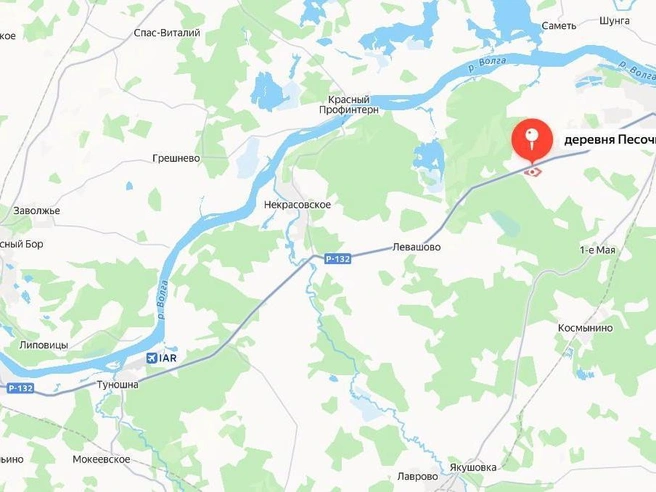 Деревня Песочное расположена на трассе между Ярославлем и Костромой | Источник: Яндекс.Карты