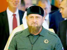 Сын, потерявший отца, политик, восстановивший Чечню. Все о Рамзане Кадырове