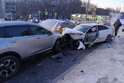 Массовое ДТП в Омске с пострадавшим ребенком