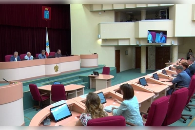 В Саратовской области предложили поправки к закону о парламентском контроле