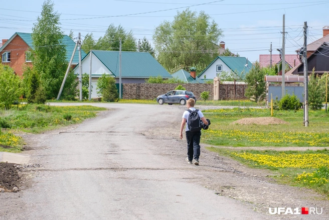 Школьников в деревню свозит автобус | Источник: Булат Салихов / UFA1.RU