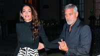 Когда муж без ума от тебя: Амаль Клуни в короткой юбке и водолазке идет в ресторан с Джорджем