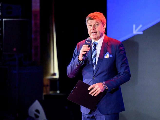 Дмитрий признался, что мощнейшее впечатление в Екатеринбурге на него произвёл музей Невьянской иконы | Источник: Максим Комаров / Городские порталы