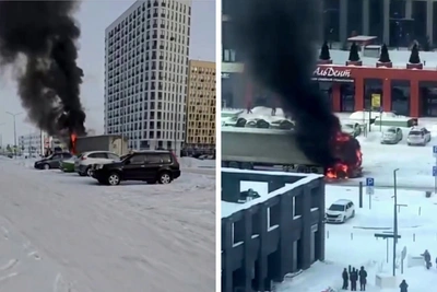 Грузовик загорелся у тюменской новостройки