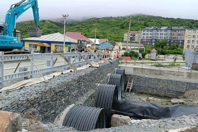 Асфальтирование моста в селе Правда