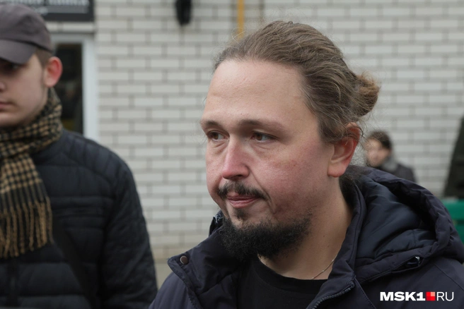 Друг Паши Техника Лука Сафронов приехал на прощание | Источник: Дмитрий Толстошеев / MSK1.RU