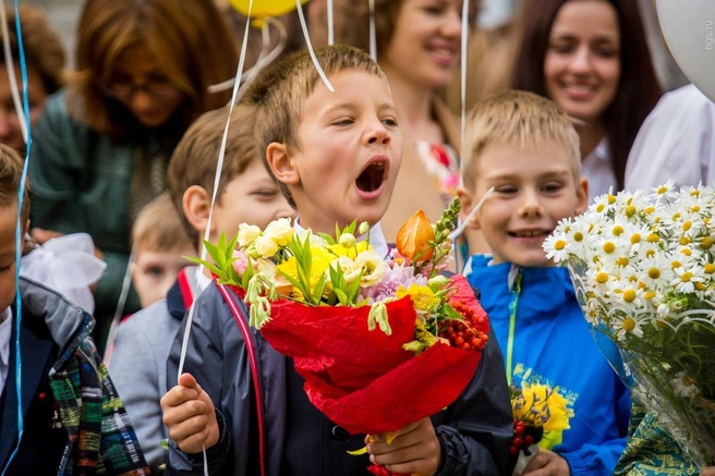 Родителей учеников школы № 86 на Порт-Артурской предупредили, что в новом учебном году начальные классы будут учиться с 8:00 до 19:15  | ngs.ru