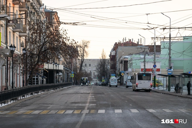 На дорогах практически нет транспорта | Источник: Евгений Вдовин / 161.RU