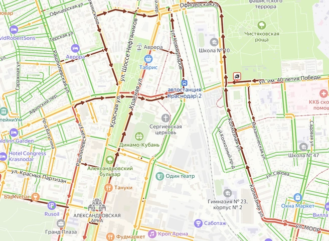Сейчас движение в районе улицы Красной затруднено | Источник: Yandex.ru
