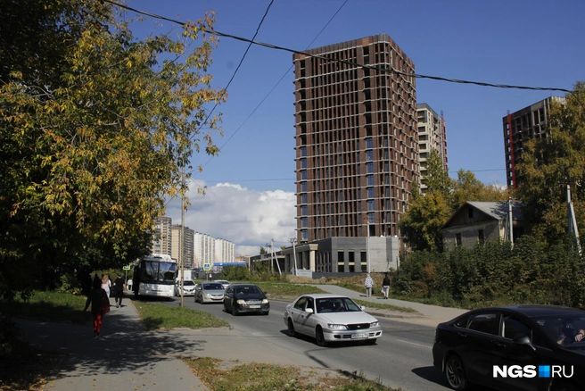 На улице Фадеева плотное движение почти всегда  | Источник: Стас Соколов/NGS.RU