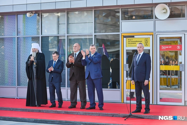 Губернатор предположил, что неведомые силы не давали открыть станцию раньше, но наконец-то город перешагнул отметку в 13 станций | Источник: Александр Ощепков / NGS.RU