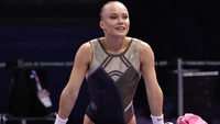 Россия возвращается: Ангелина Мельникова выступает на FIG World Challenge Cup в Париже