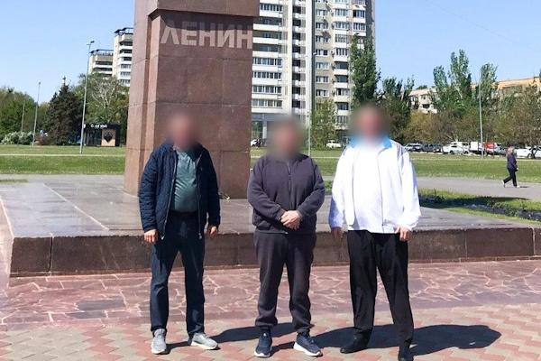 В Волгоградской области в Праздник Весны и Труда заключенных из колоний выпустили на прогулку в центр города