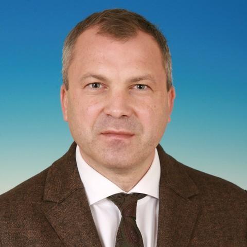 <p>Евгений Попов</p>