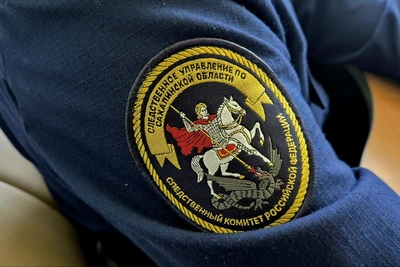 Подросток пострадал от падения ворот в Южно-Сахалинске