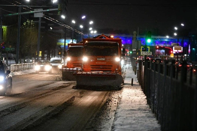 Ночью в городе работала техника | Источник: мэрия Ярославля