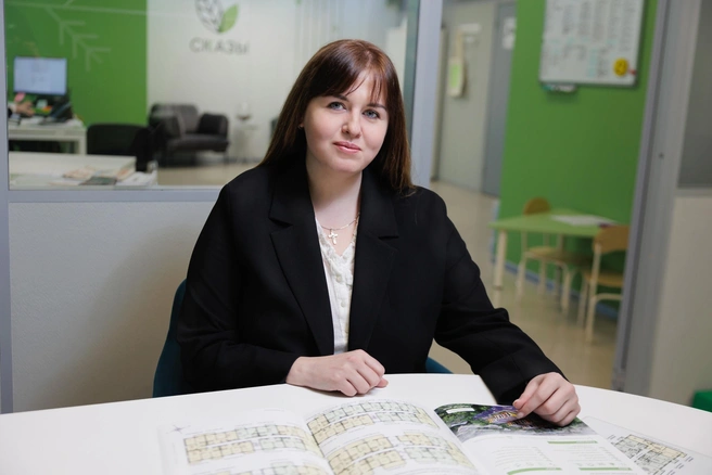 Директор компании-застройщика Елена Солтыкова рассказала, что квартиры в первом доме распроданы на 80% | Источник: Денис Полуэктов
