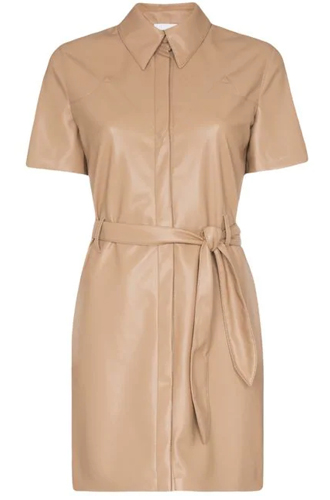 Платье NanushkaЦена: 31 506 руб.
Где купить: farfetch.com