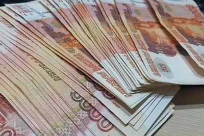 Курьер мошенников забрал у пенсионерки более двух миллионов рублей