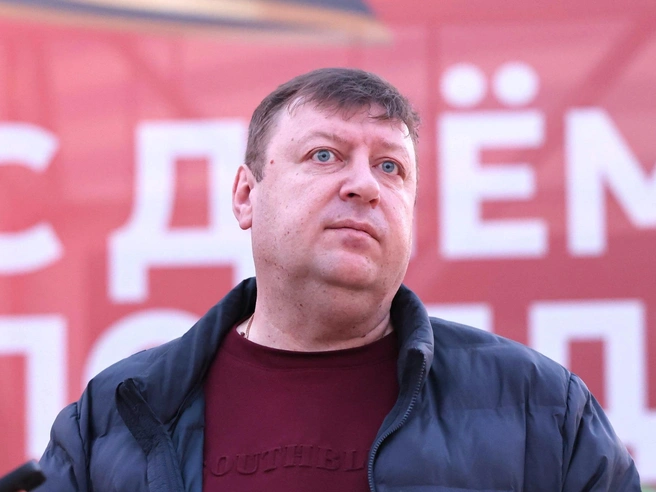 Новый диктор парада Победы в Волгограде прибыл из Ростовской области | Источник: Алексей Волхонский / V1.RU