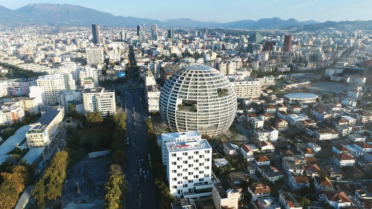Голландская студия MVRDV построит спортивную арену в виде сферы в Тиране | Источник: MVRDV