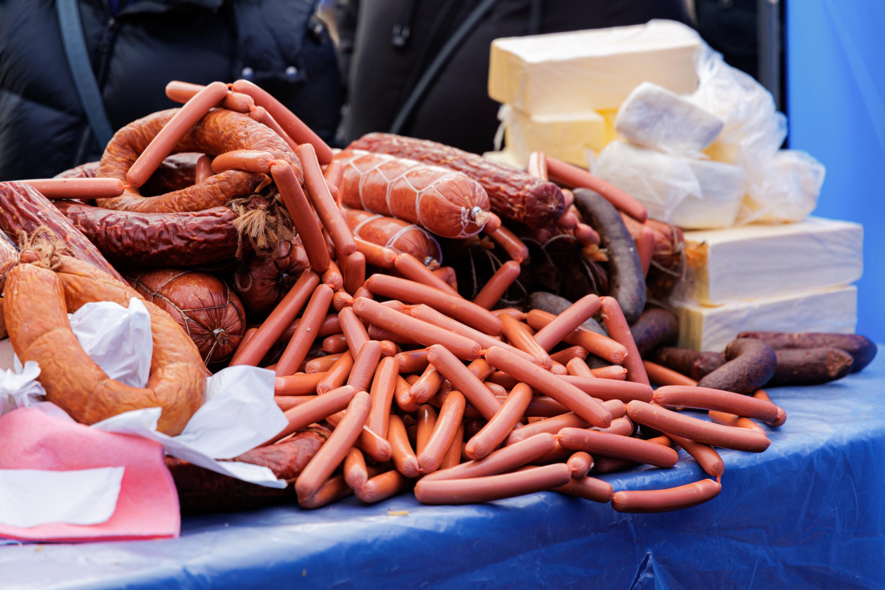 Самые вкусные сосиски в Красноярске: новый народный рейтинг от горожан - 26  февраля 2024 - НГС24.ру