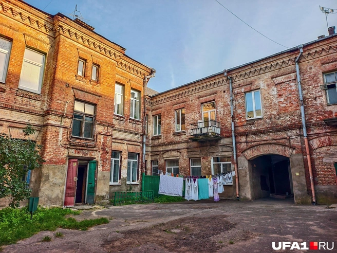 Вашему вниманию двор Порт-Артур | Источник: Булат Салихов / UFA1.RU