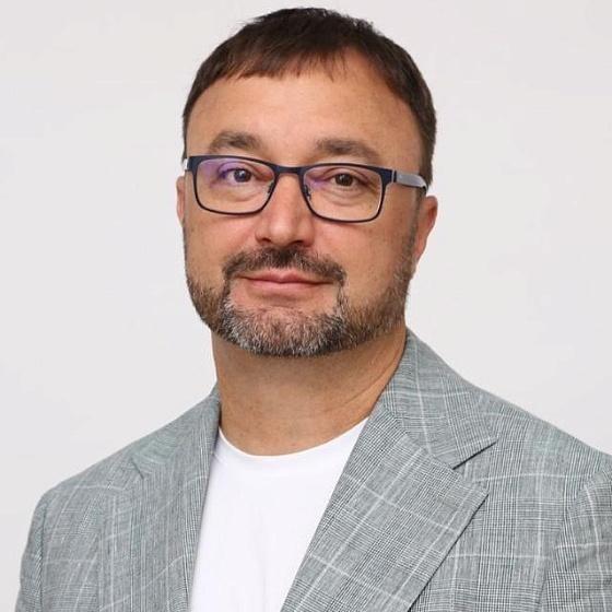 <p>Григорий Власов</p>