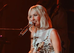 Шаляпин отплясывал на сцене с Иванченко, Пашу выдал любовные тайны своей артистки: концерт-вечеринка Клавы Коки