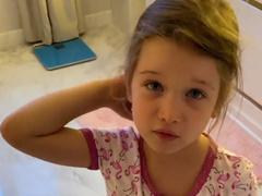 4-летняя дочь Ксении Бородиной сбрила себе бровь