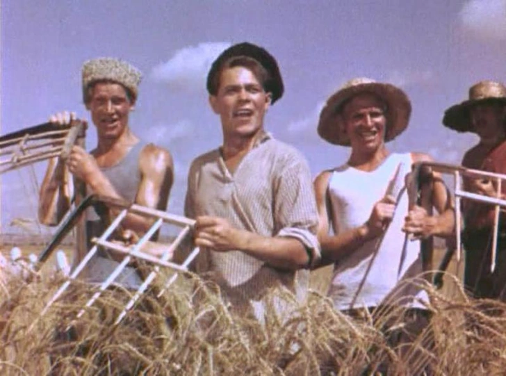 Кадр из фильма «Кубанские казаки» (1949) | Источник: kino-teatr.ru