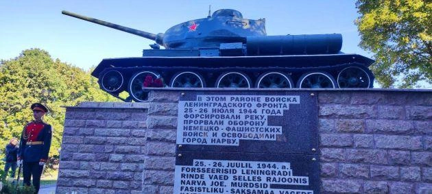 Т-34 в Ивангороде. Фото из архива | Источник: правительство Ленобласти