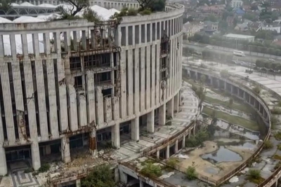 Neural Network Depicts Krasnodar Abandoned for a Century