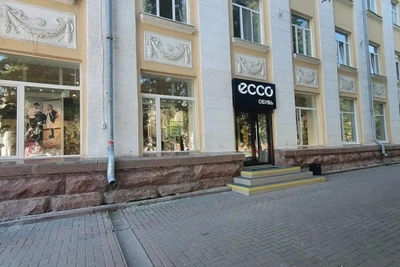 У Главпочтамта продают помещение обувного бутика Ecco