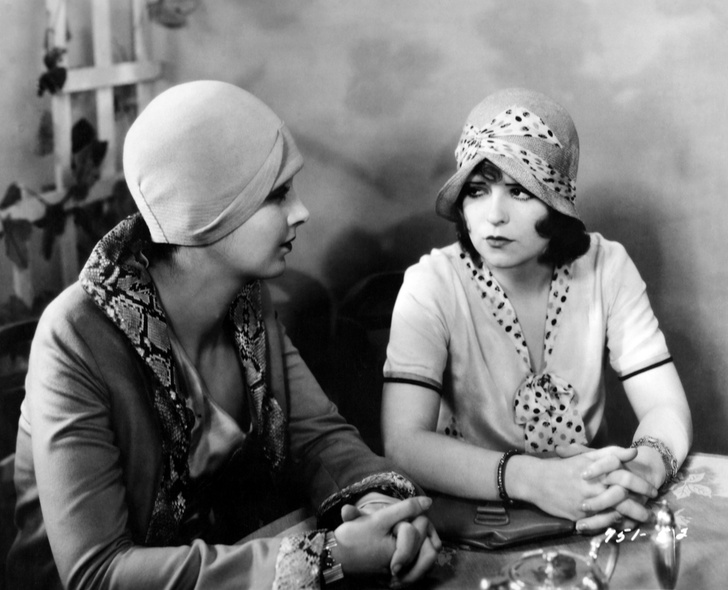 Эмансипация, джаз и киноэкран: как 1920-е навсегда изменили моду